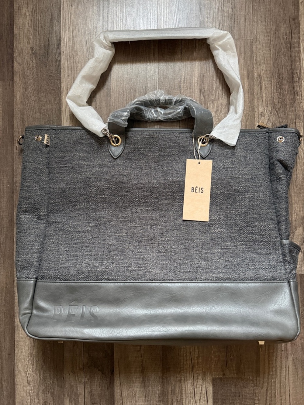 BEIS Everyday Tote
New with Tag